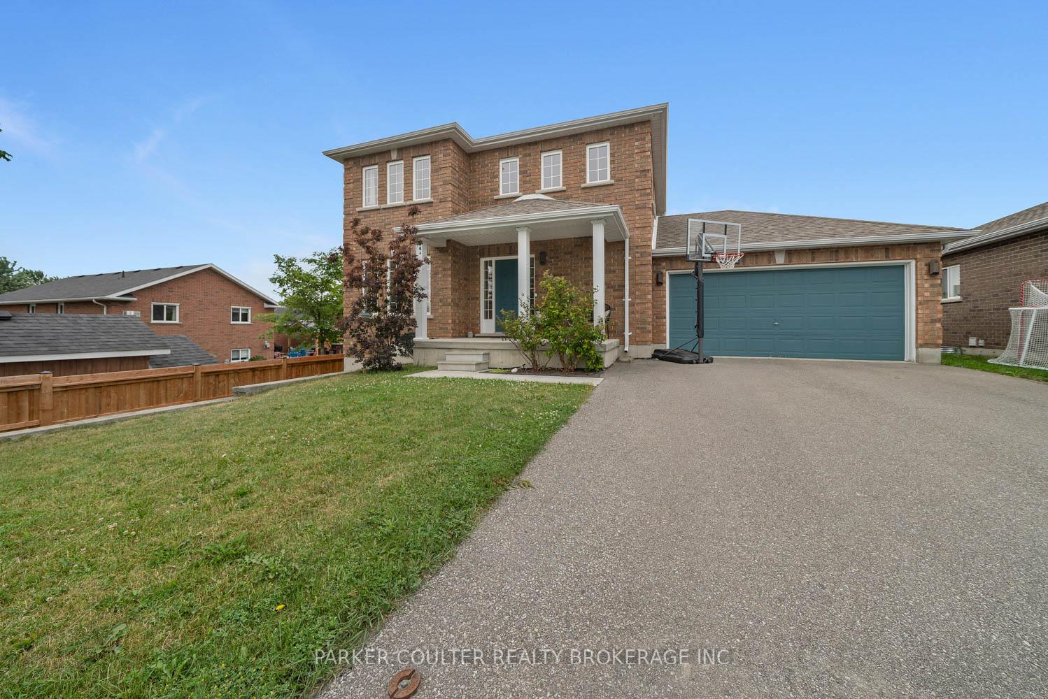 Photo 4 of 52 Nash Avenue, Springwater, Elmvale — HOMEH
