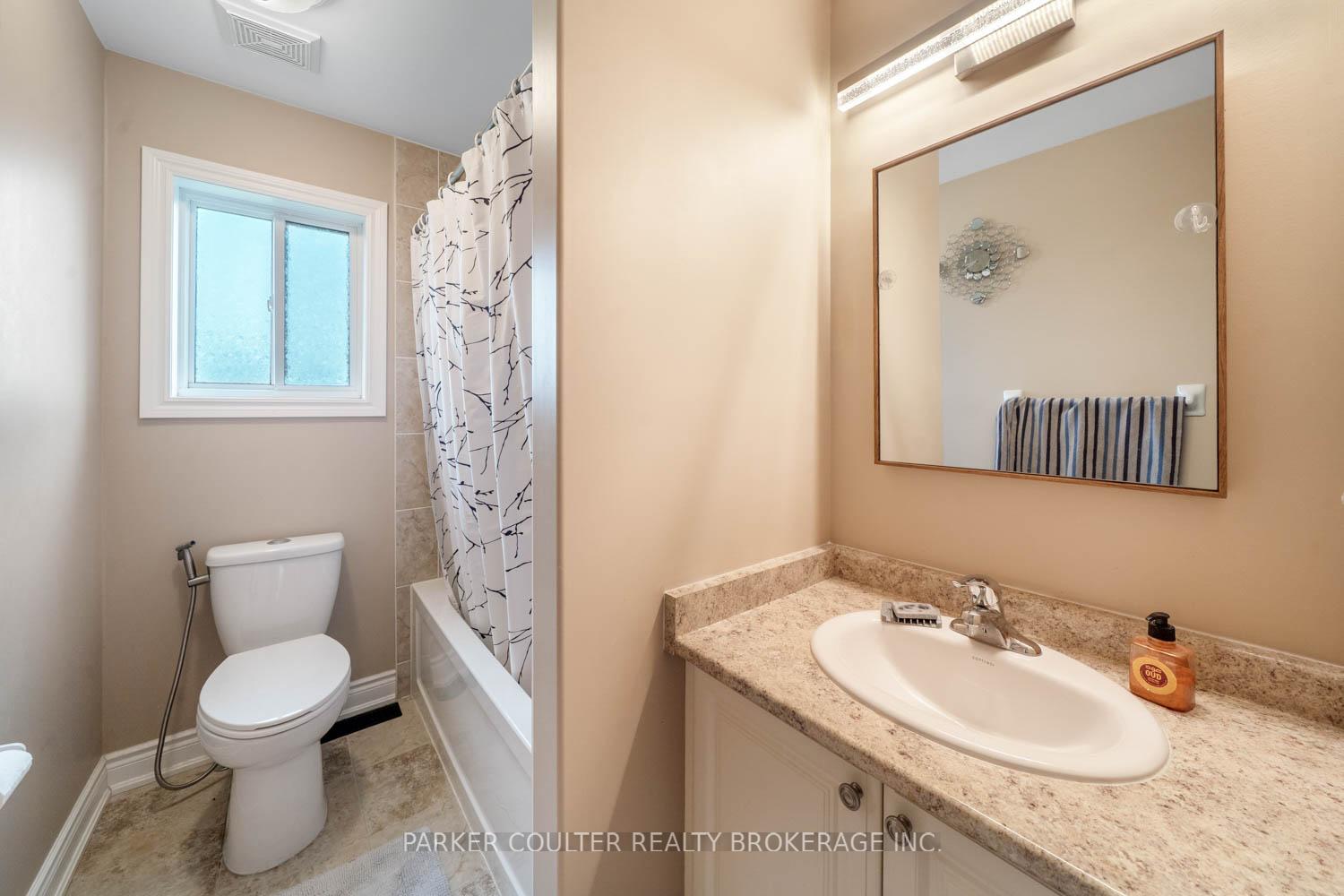 Photo 23 of 52 Nash Avenue, Springwater, Elmvale — HOMEH