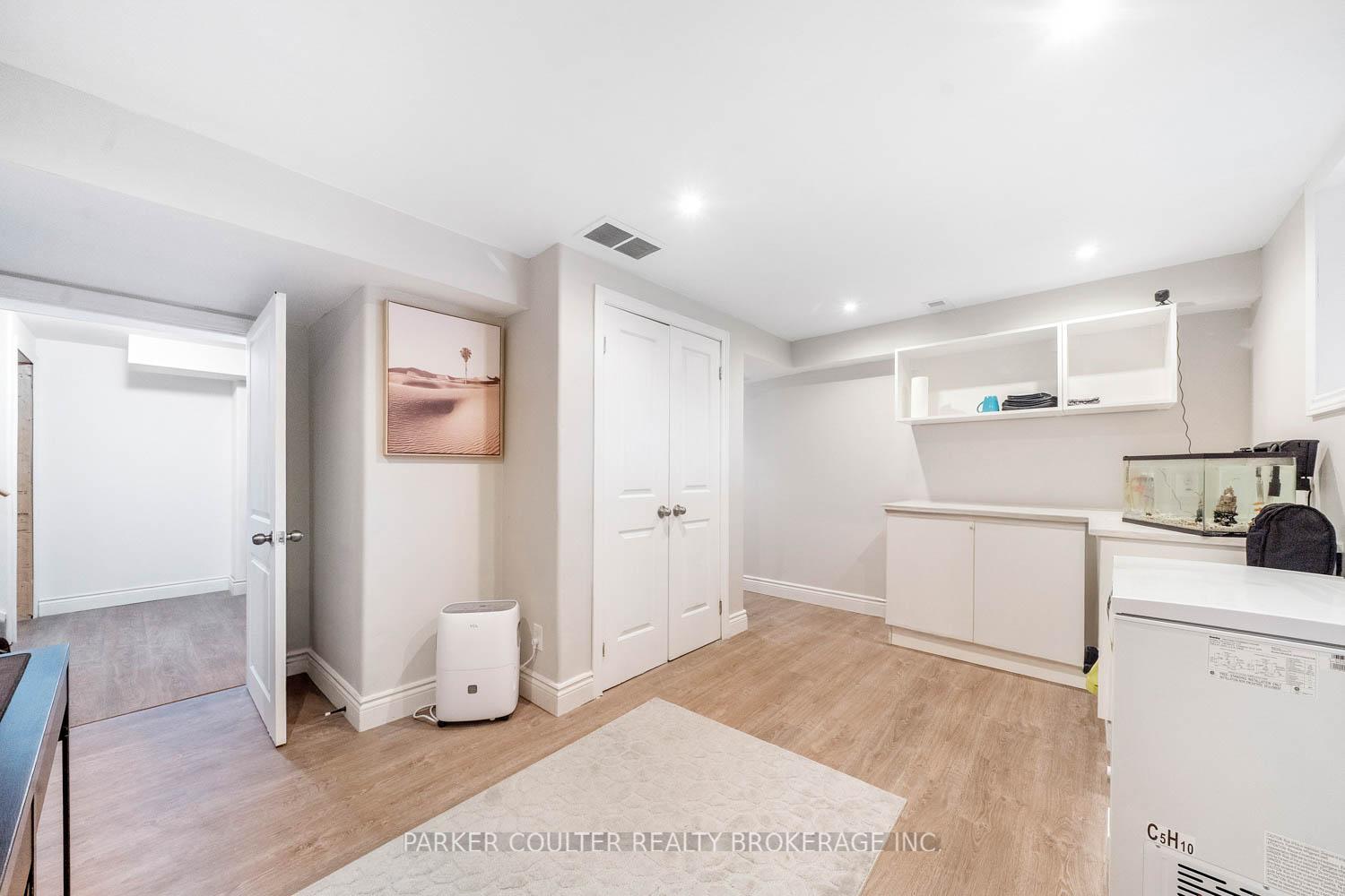 Photo 32 of 52 Nash Avenue, Springwater, Elmvale — HOMEH