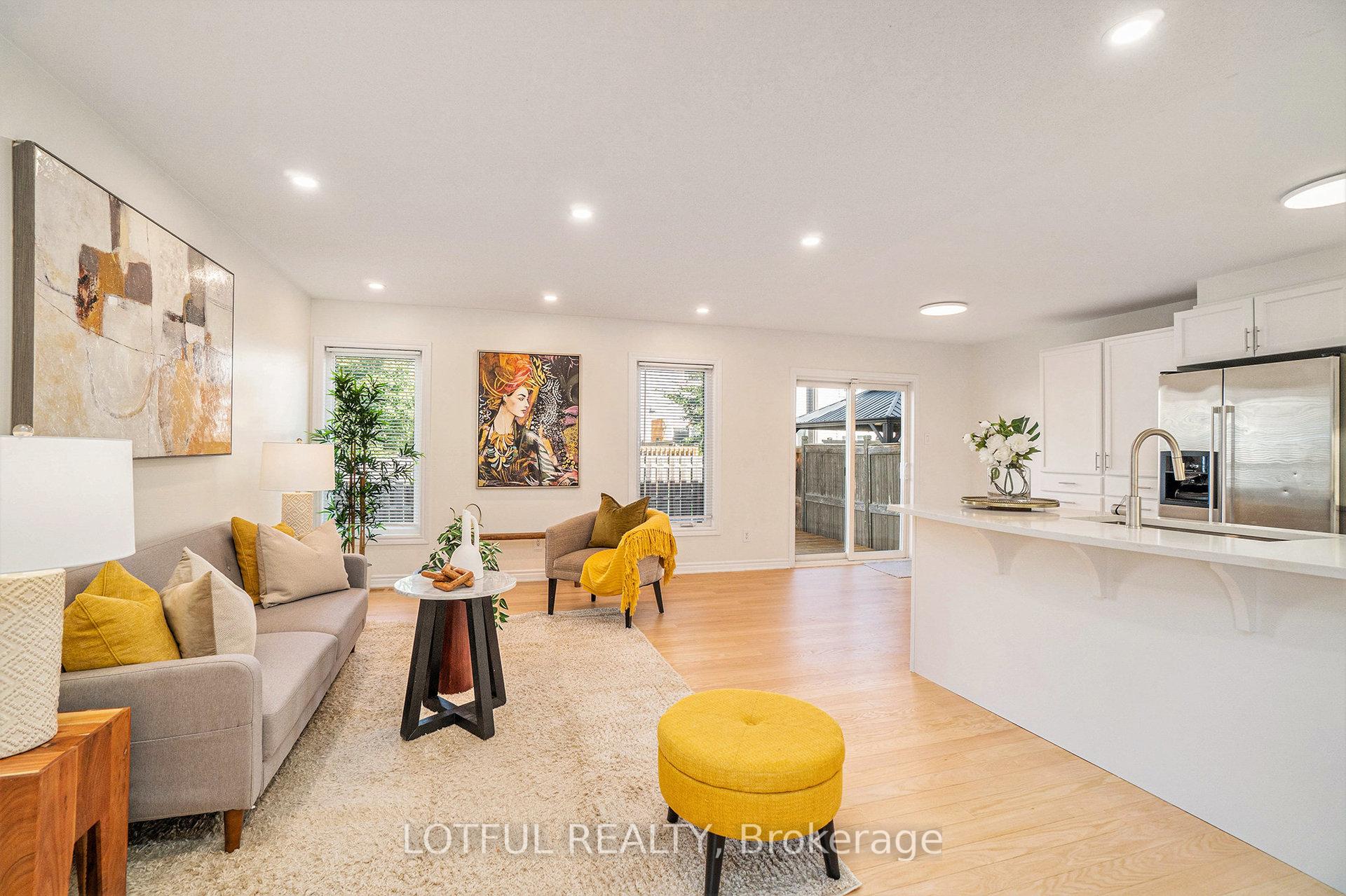 Photo 5 of 881 Campobello Drive, Ottawa, Stittsville (North) — HOMEH