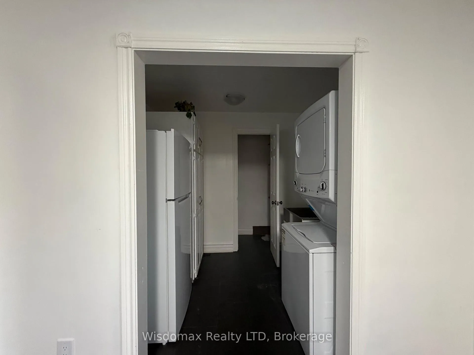Photo 4 of 25 Ted Street, St. Catharines, Fairview — HOMEH