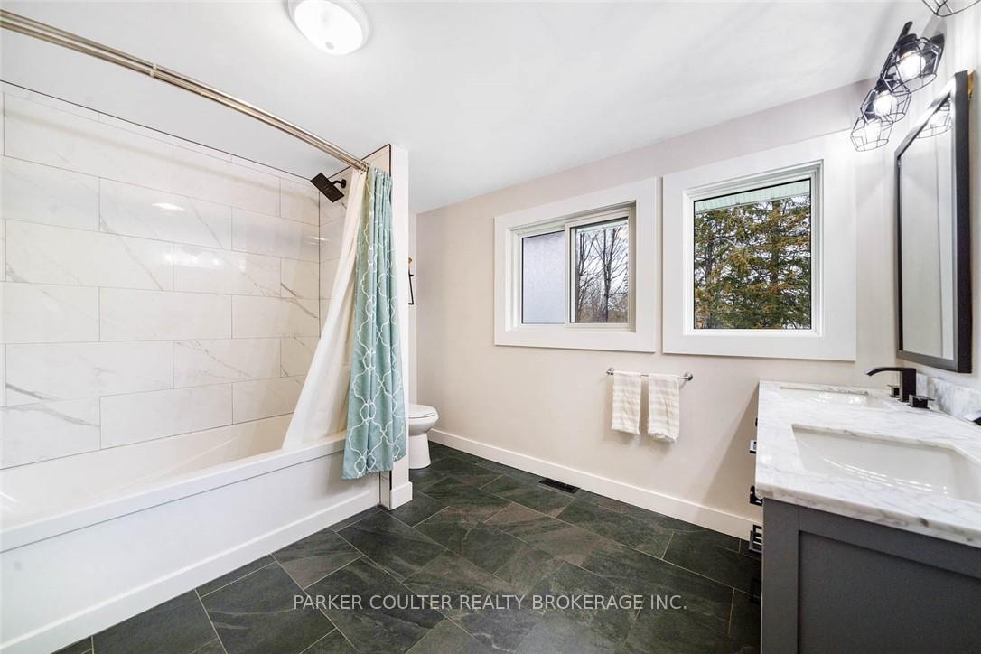 Photo 21 of 11 Albert Street E, Springwater, Hillsdale — HOMEH