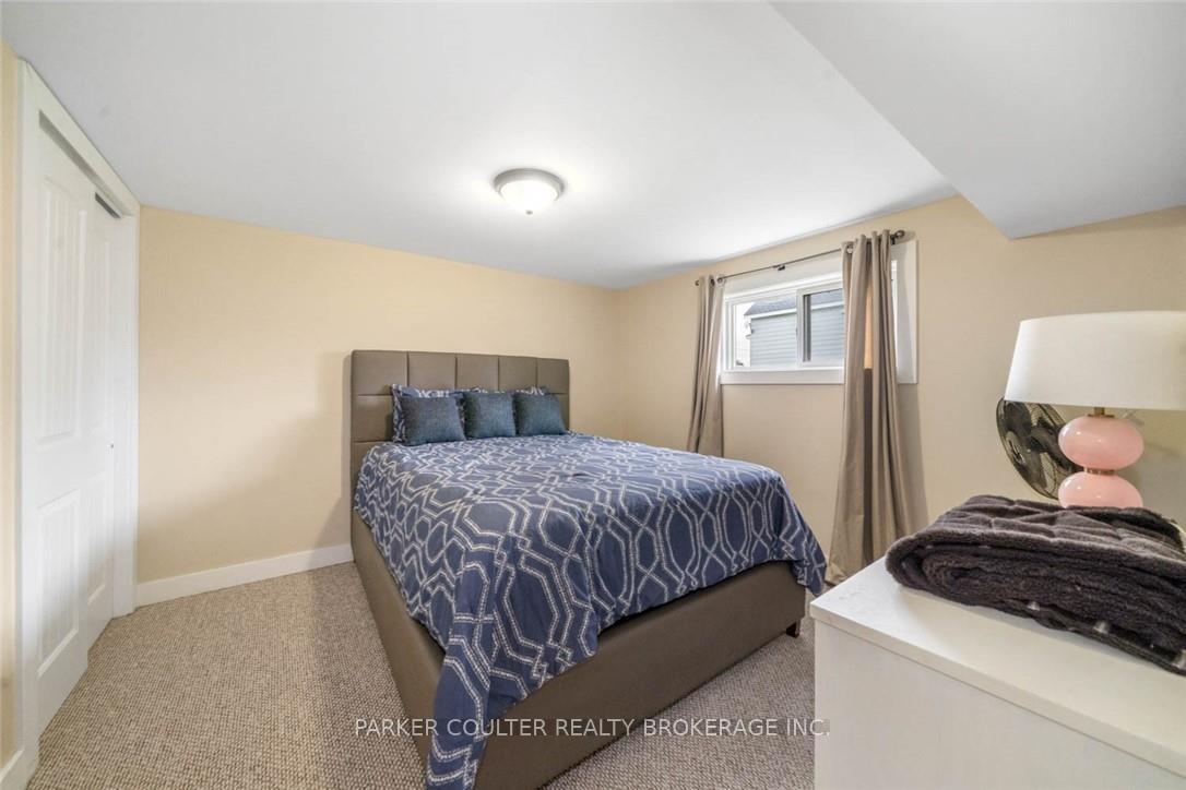 Photo 27 of 11 Albert Street E, Springwater, Hillsdale — HOMEH