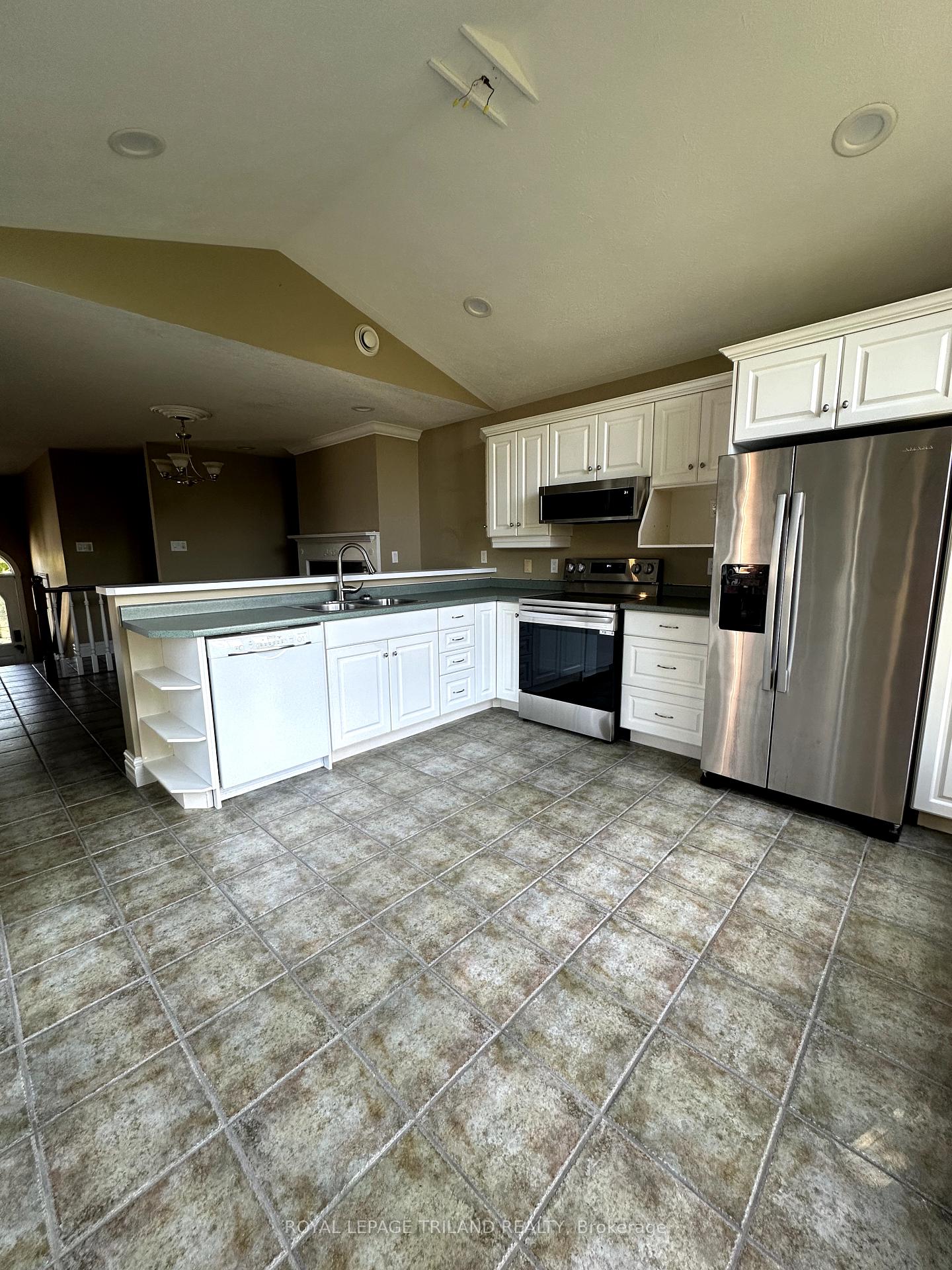 Photo 6 of Unit A, 54 Donker Drive, St. Thomas — HOMEH