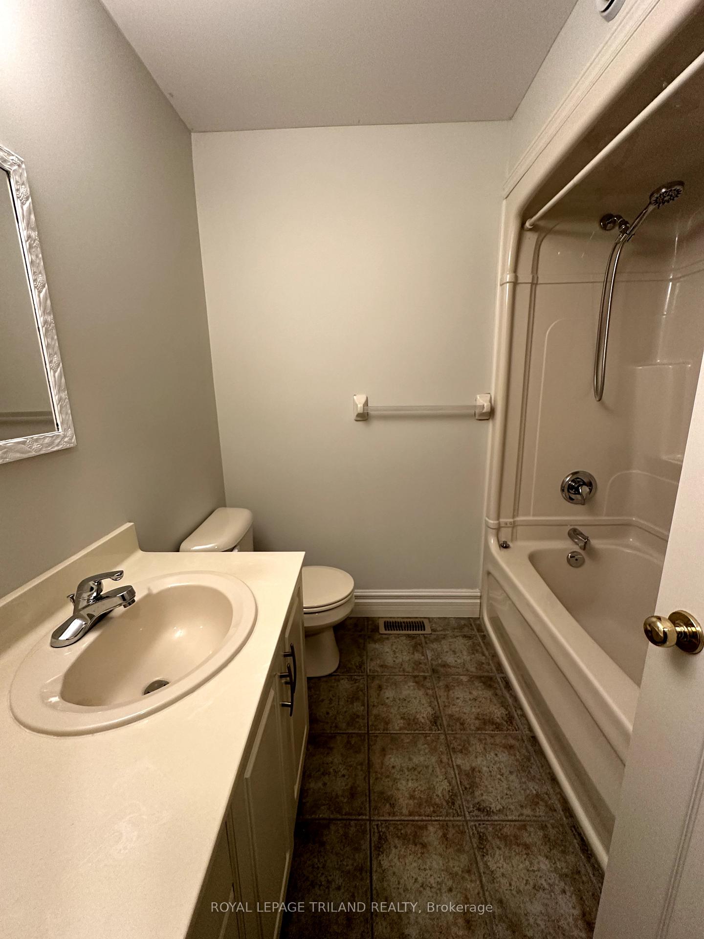 Photo 11 of Unit A, 54 Donker Drive, St. Thomas — HOMEH