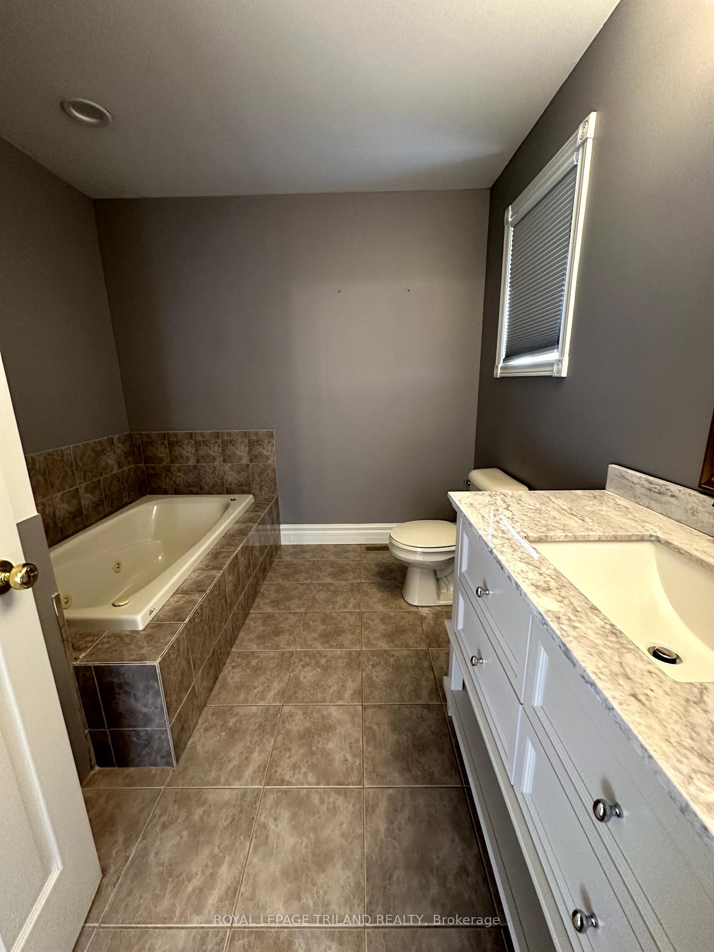 Photo 15 of Unit A, 54 Donker Drive, St. Thomas — HOMEH
