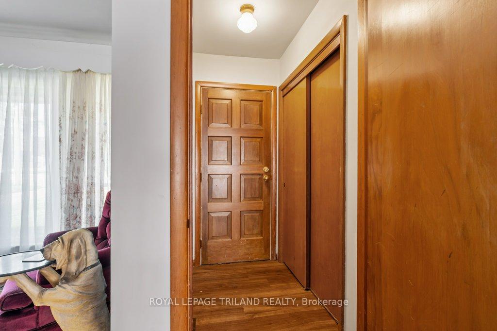 Photo 4 of 15 Dalewood Drive, St. Thomas — HOMEH