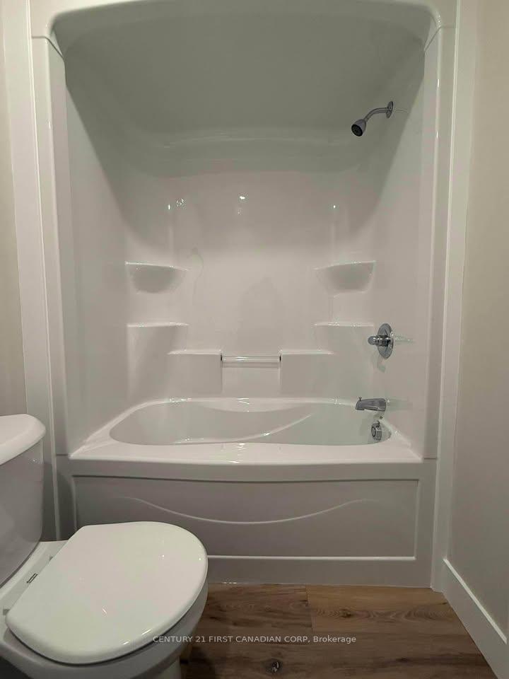 Photo 2 of Unit C, 200 Centre Street, St. Thomas — HOMEH