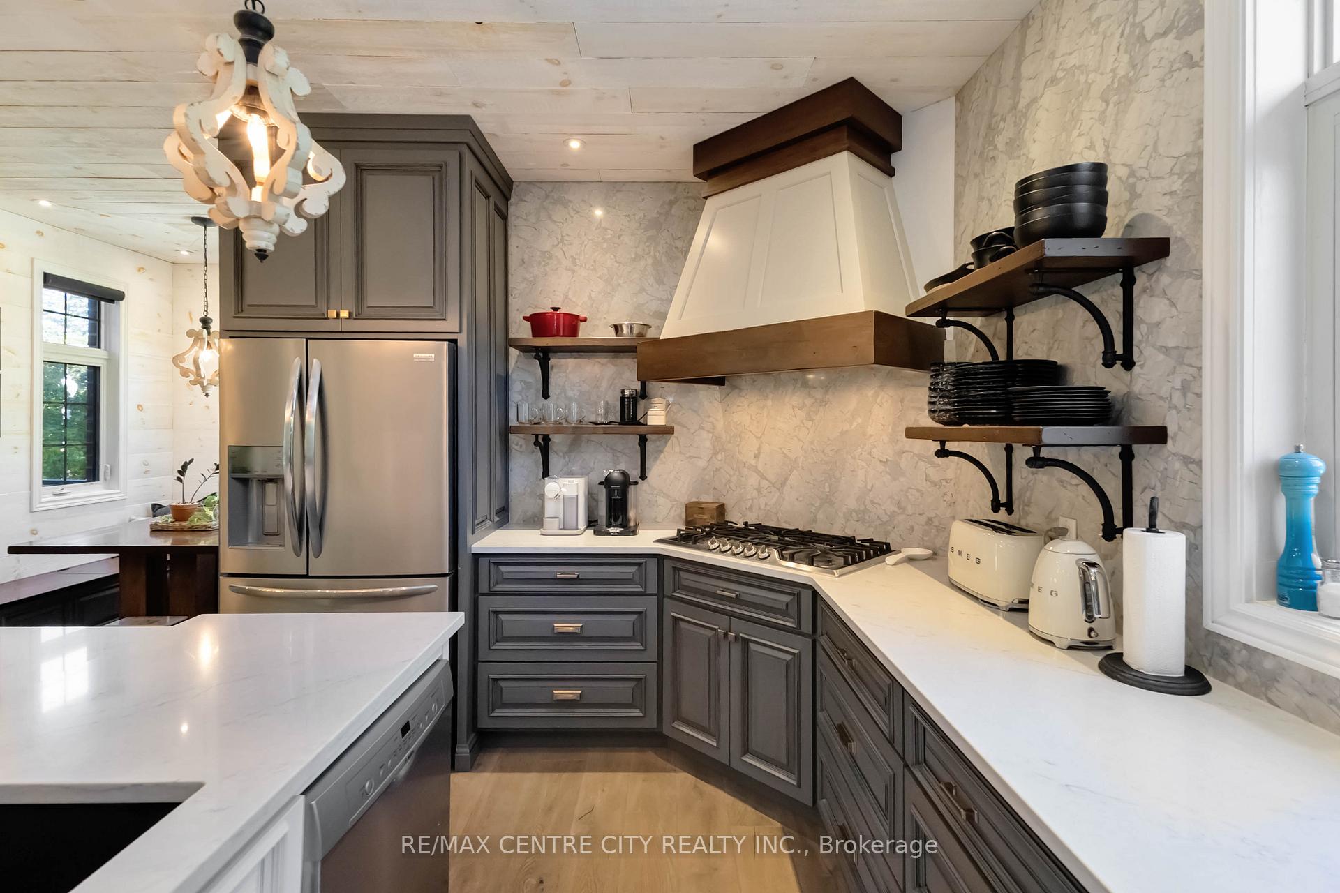 Photo 19 of 7 Mary Bucke Street, St. Thomas — HOMEH