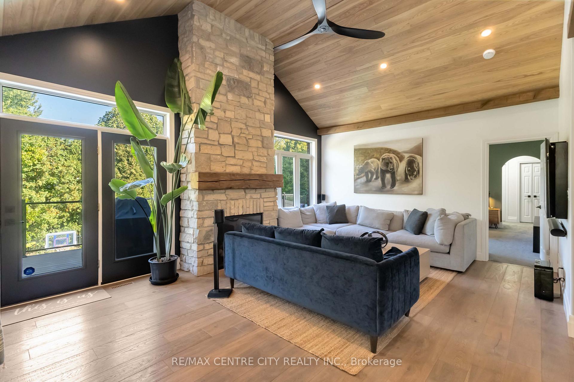 Photo 22 of 7 Mary Bucke Street, St. Thomas — HOMEH