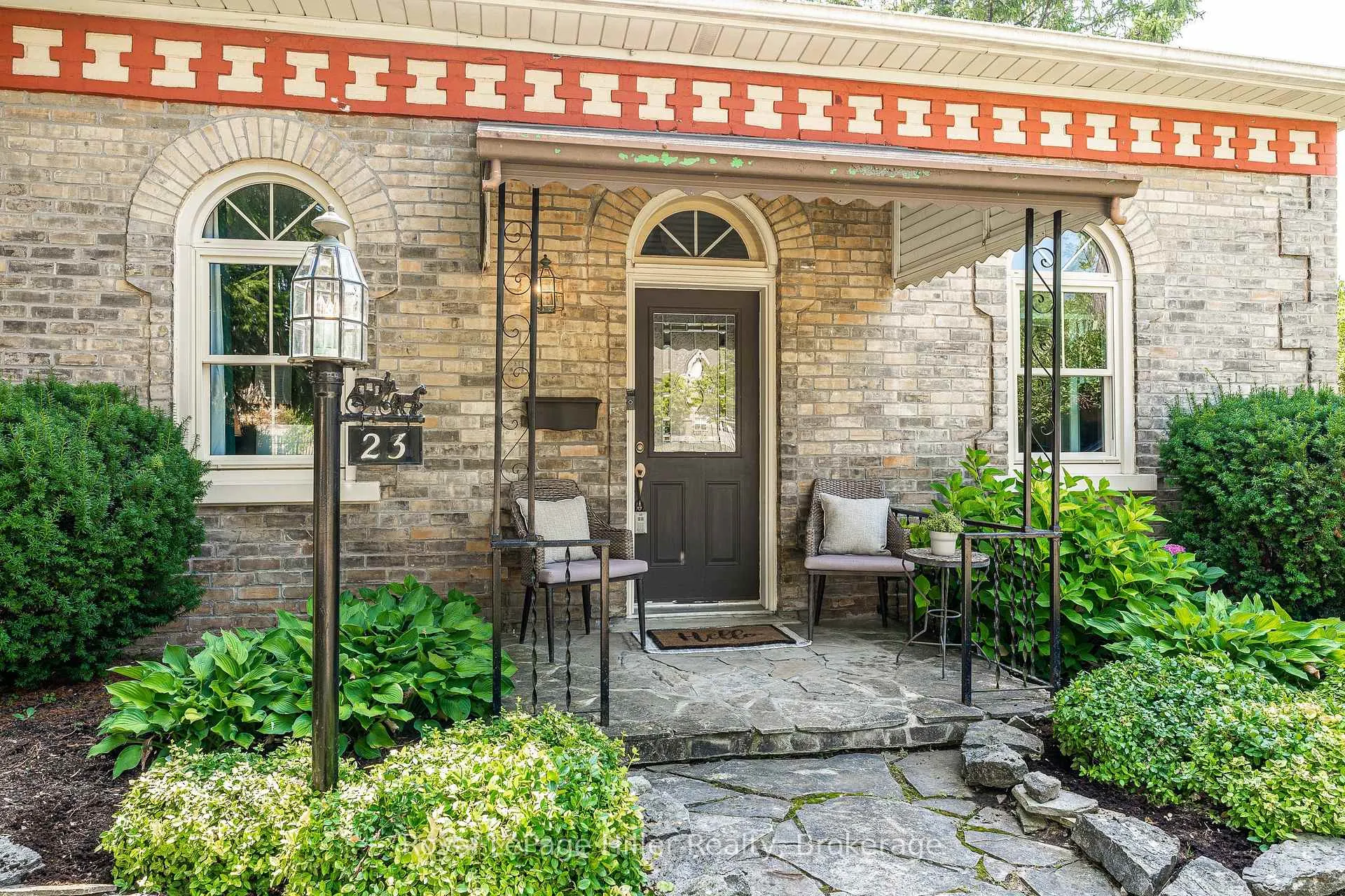 Photo 2 of 23 Grant Street, Stratford — HOMEH