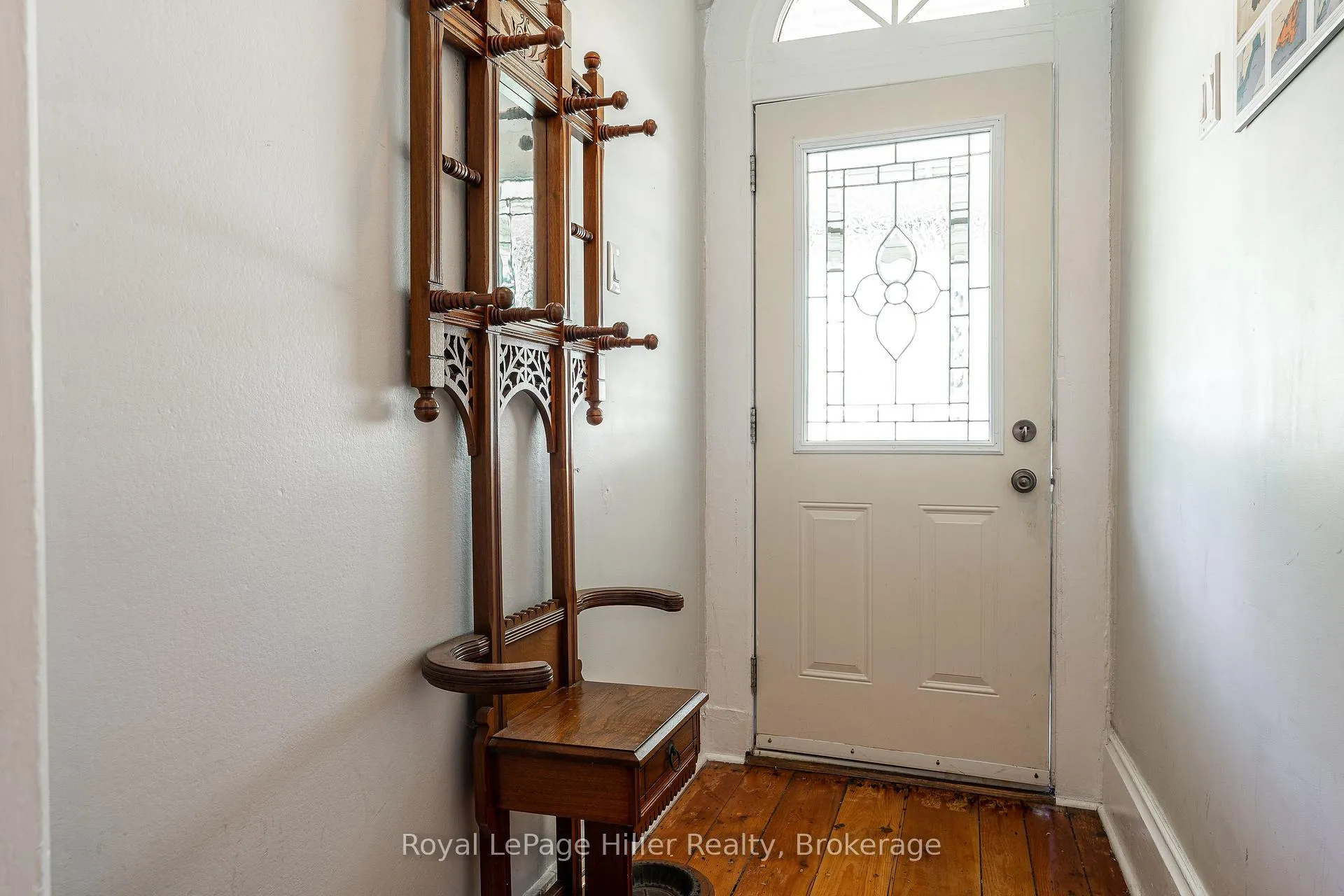 Photo 5 of 23 Grant Street, Stratford — HOMEH