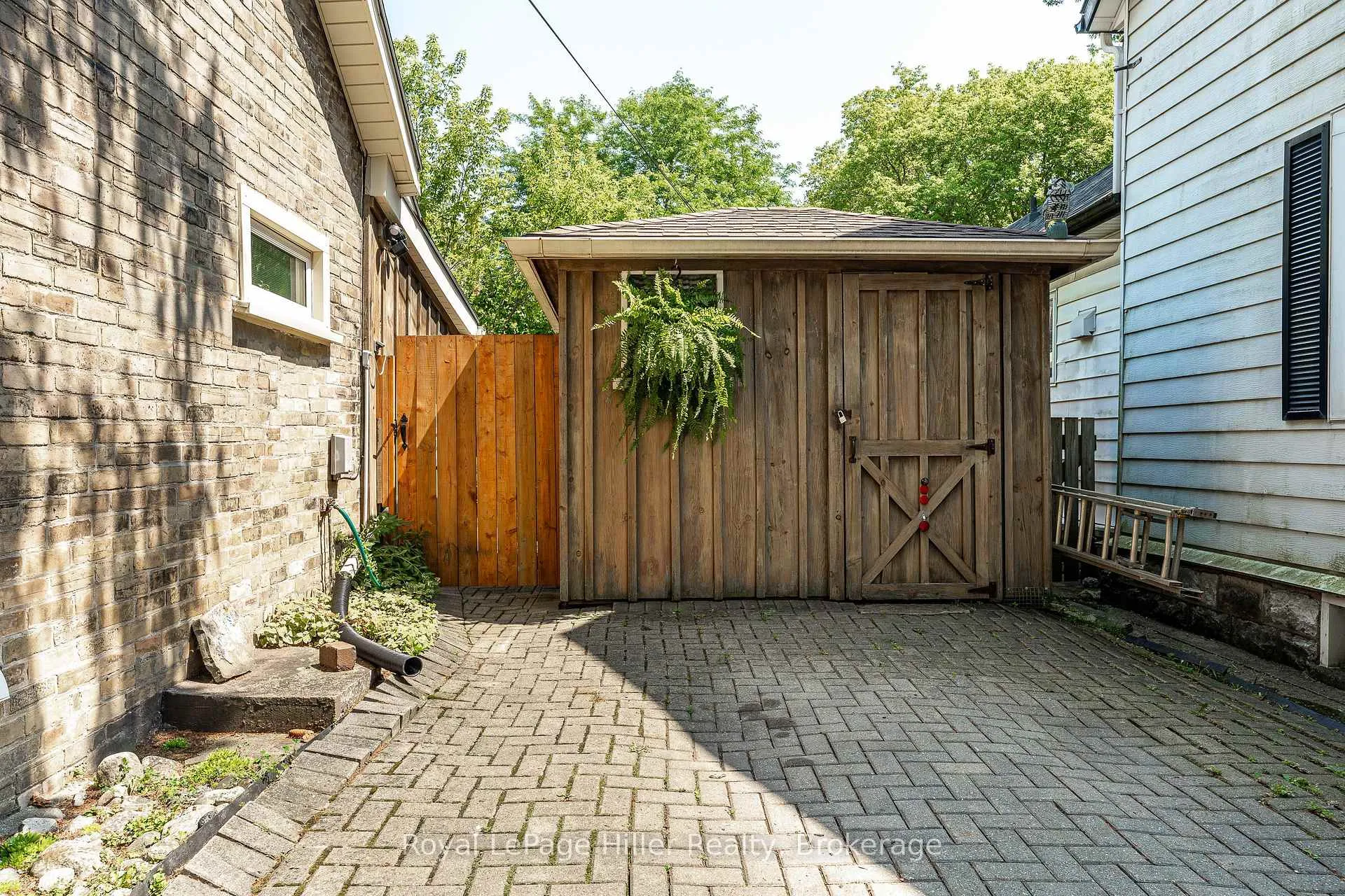 Photo 32 of 23 Grant Street, Stratford — HOMEH