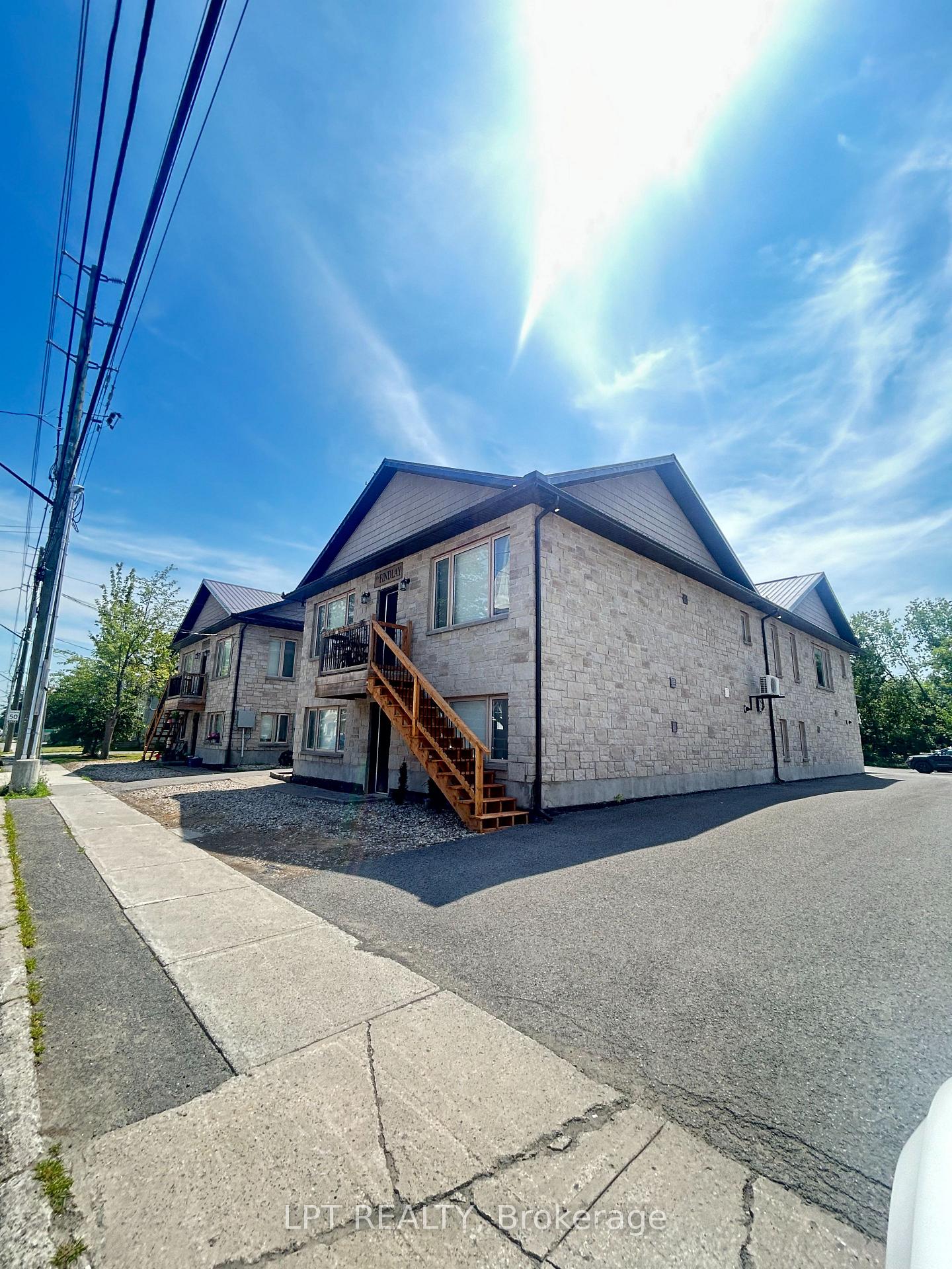 Photo 10 of Unit C, 3524 Mcbean Street, Ottawa, Richmond — HOMEH
