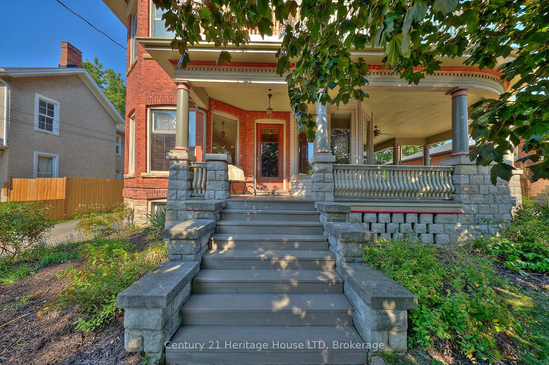Photo 6 of 8 Montebello Place, St. Catharines, Downtown — HOMEH