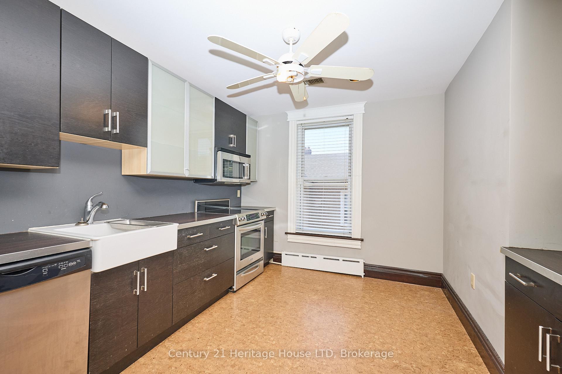 Photo 24 of 8 Montebello Place, St. Catharines, Downtown — HOMEH