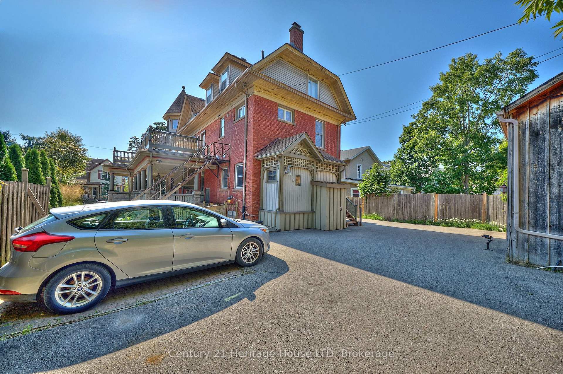 Photo 45 of 8 Montebello Place, St. Catharines, Downtown — HOMEH