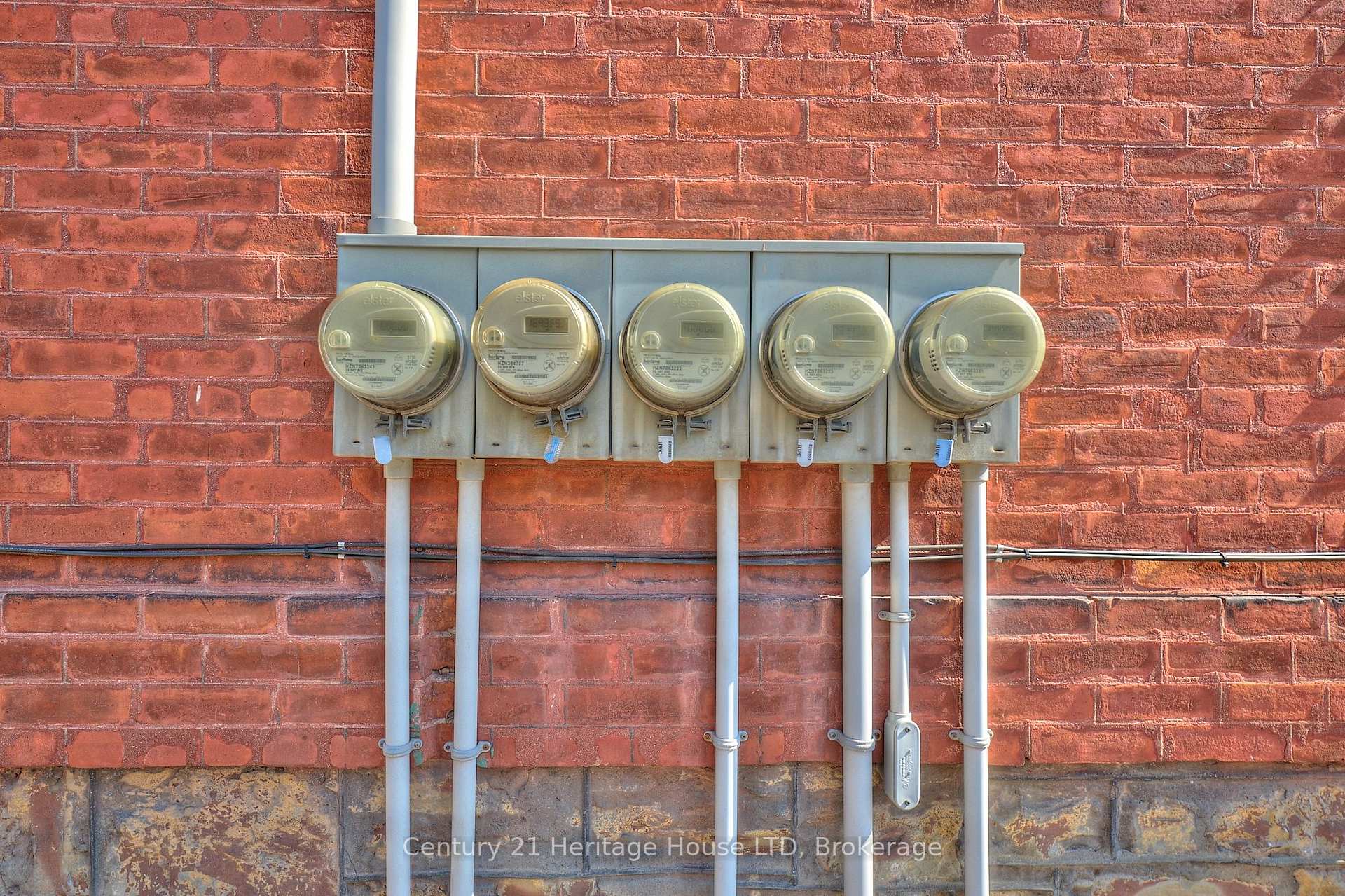 Photo 47 of 8 Montebello Place, St. Catharines, Downtown — HOMEH