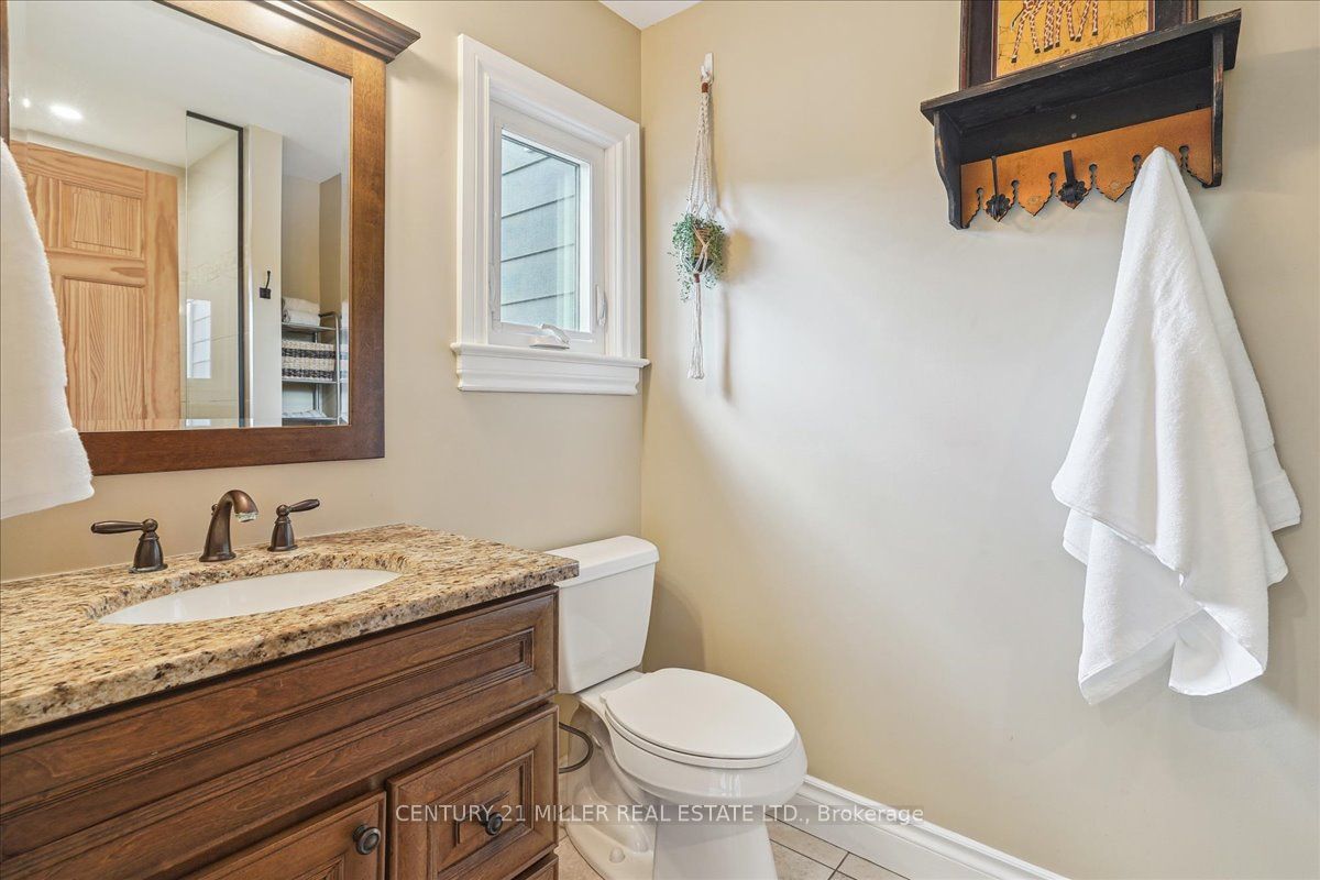 Photo 65 of 556 Parkside Drive E, Hamilton, Waterdown — HOMEH