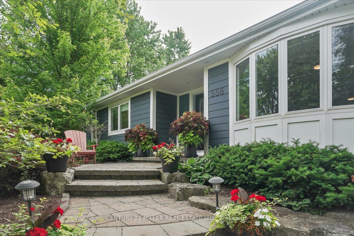 Photo 44 of 556 Parkside Drive E, Hamilton, Waterdown — HOMEH