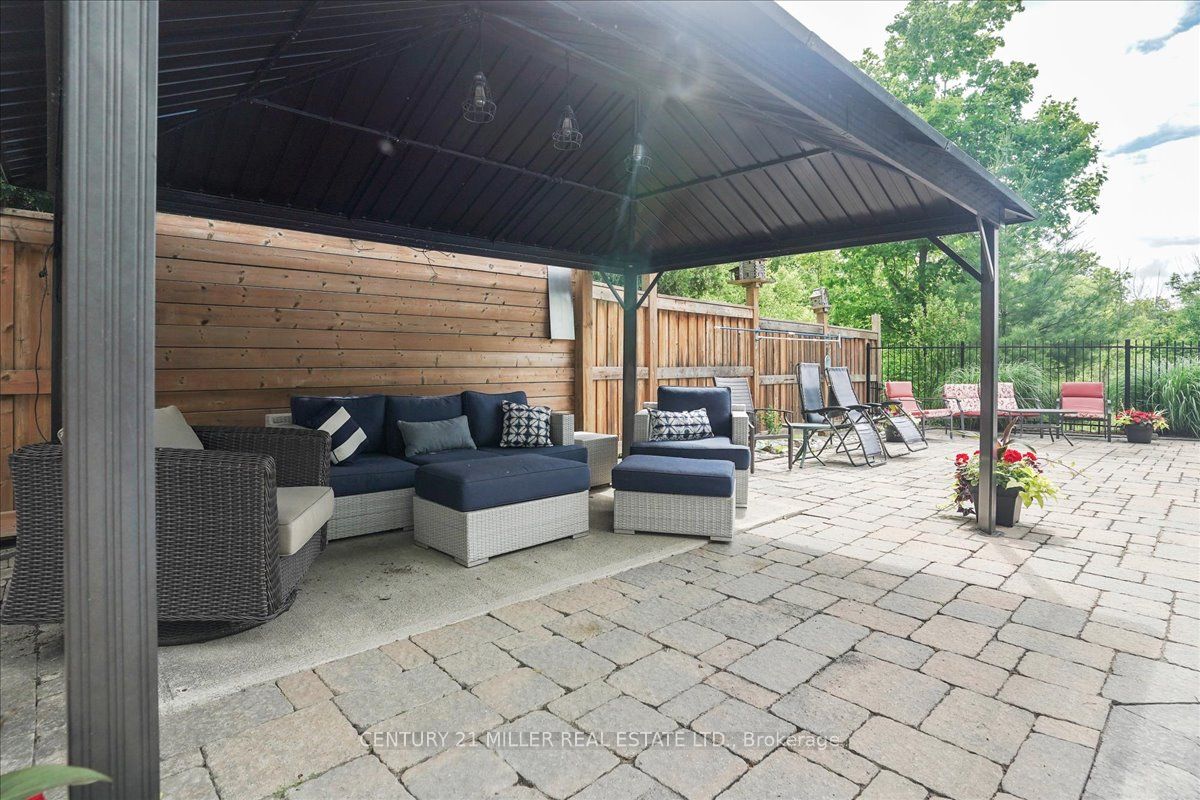 Photo 76 of 556 Parkside Drive E, Hamilton, Waterdown — HOMEH