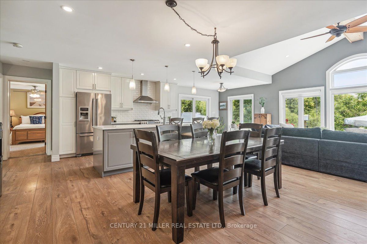 Photo 47 of 556 Parkside Drive E, Hamilton, Waterdown — HOMEH
