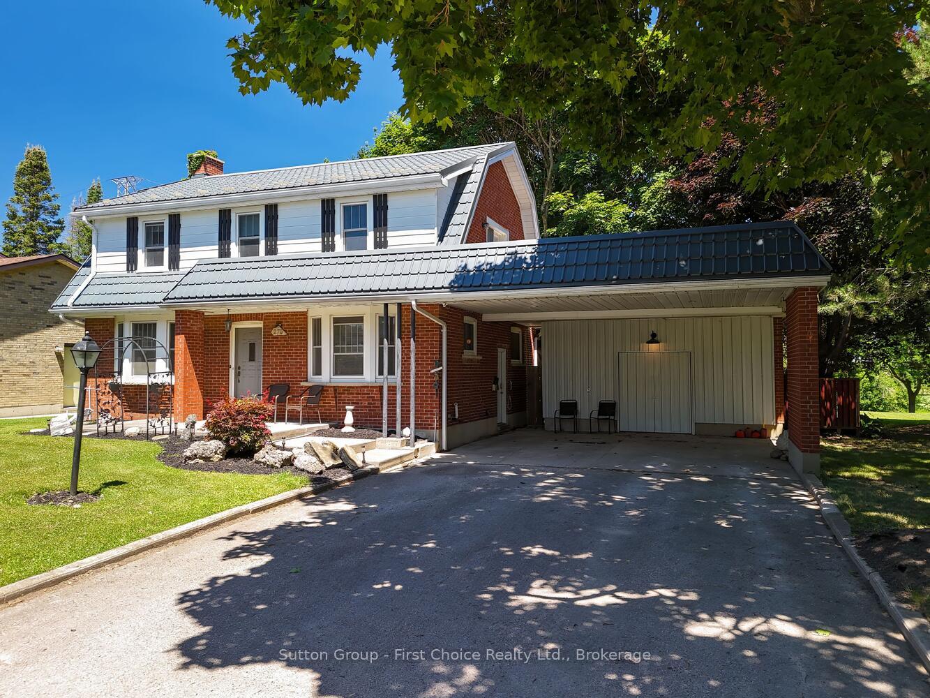 Photo 1 of 270 Devon Street, Stratford — HOMEH