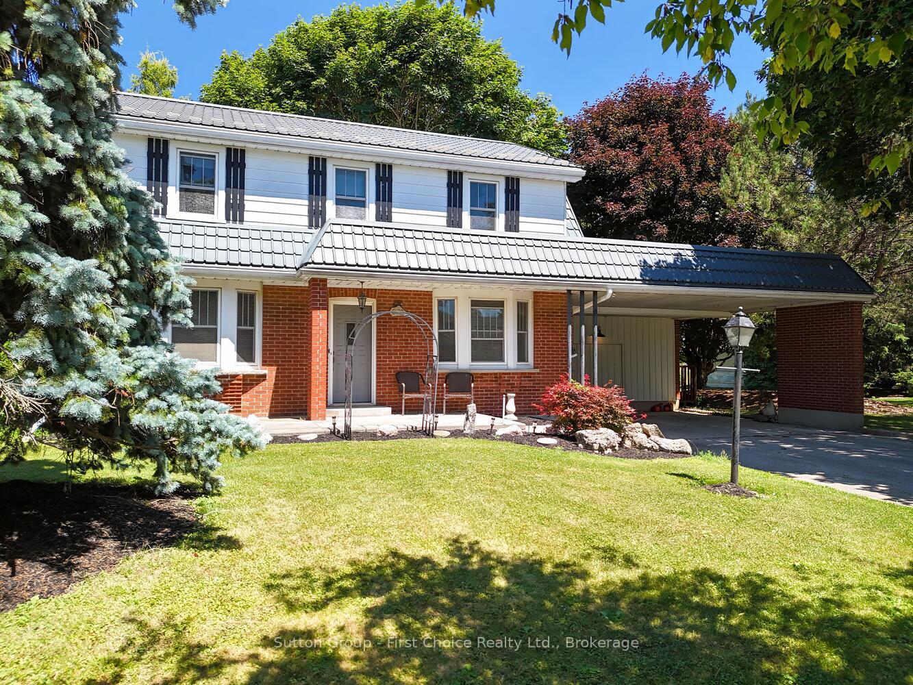 Photo 3 of 270 Devon Street, Stratford — HOMEH