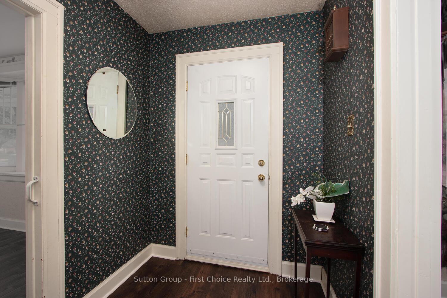 Photo 5 of 270 Devon Street, Stratford — HOMEH