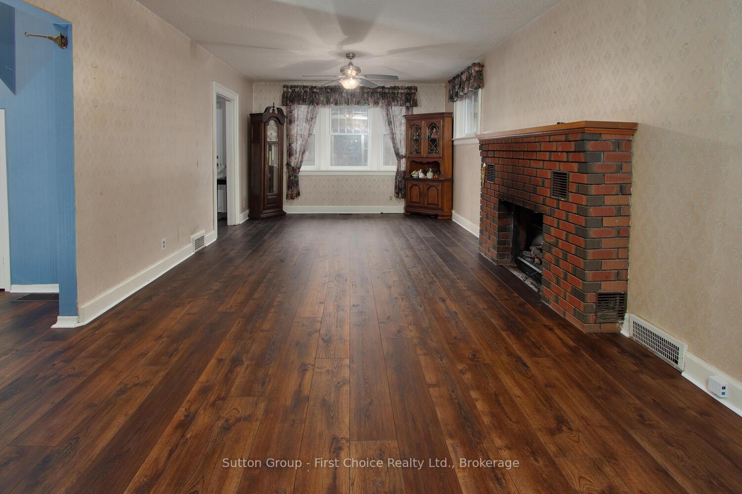 Photo 16 of 270 Devon Street, Stratford — HOMEH