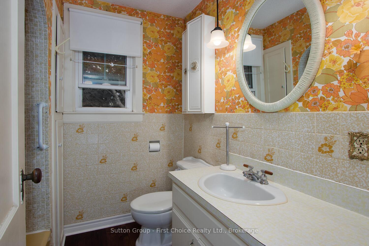 Photo 25 of 270 Devon Street, Stratford — HOMEH