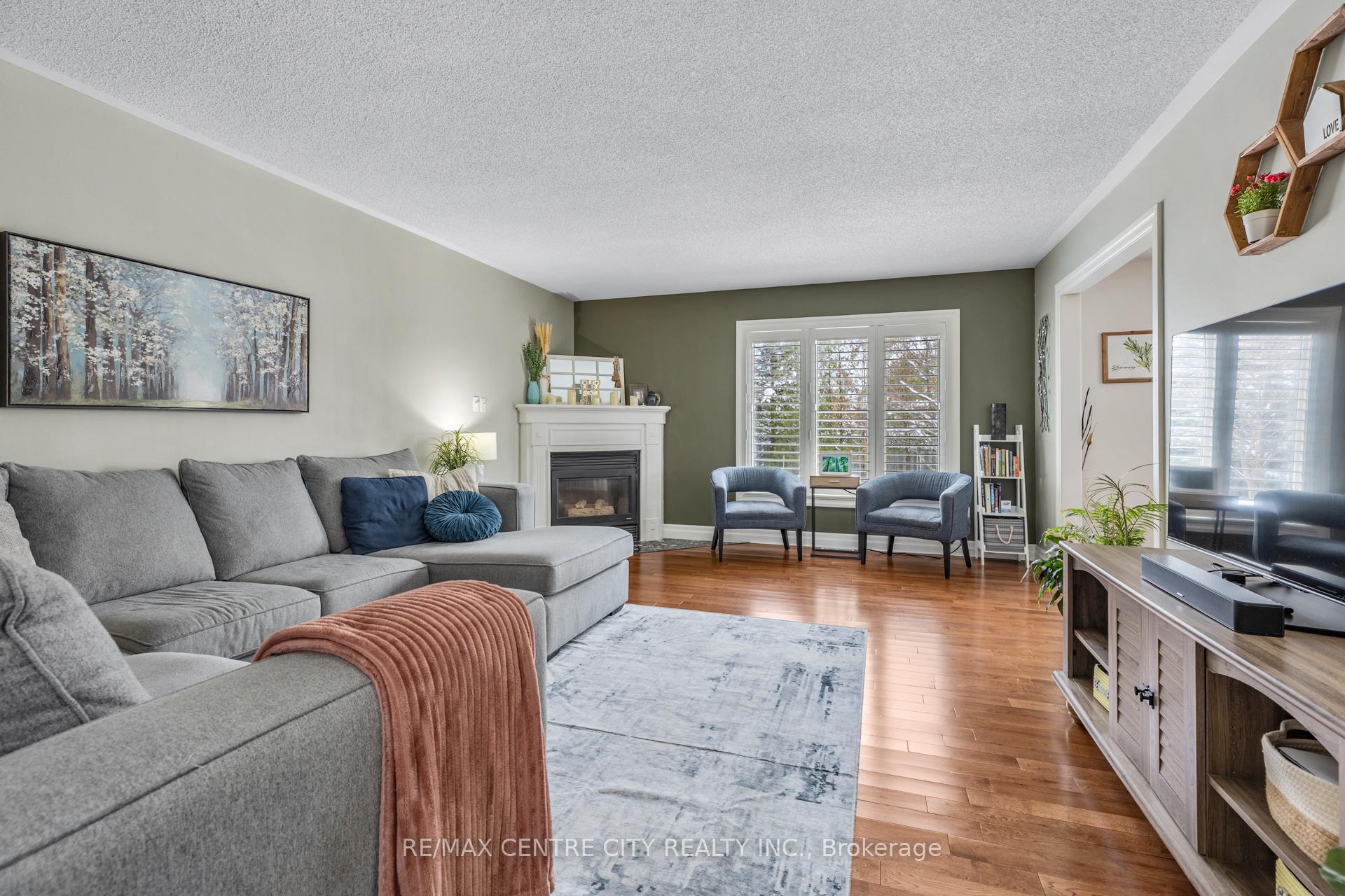 Photo 14 of 19 Daugherty Drive, St. Thomas — HOMEH