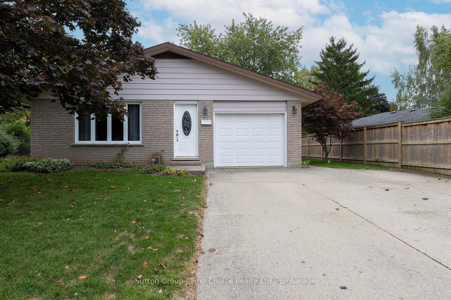 Photo 1 of 67 Dixon Road, Stratford — HOMEH