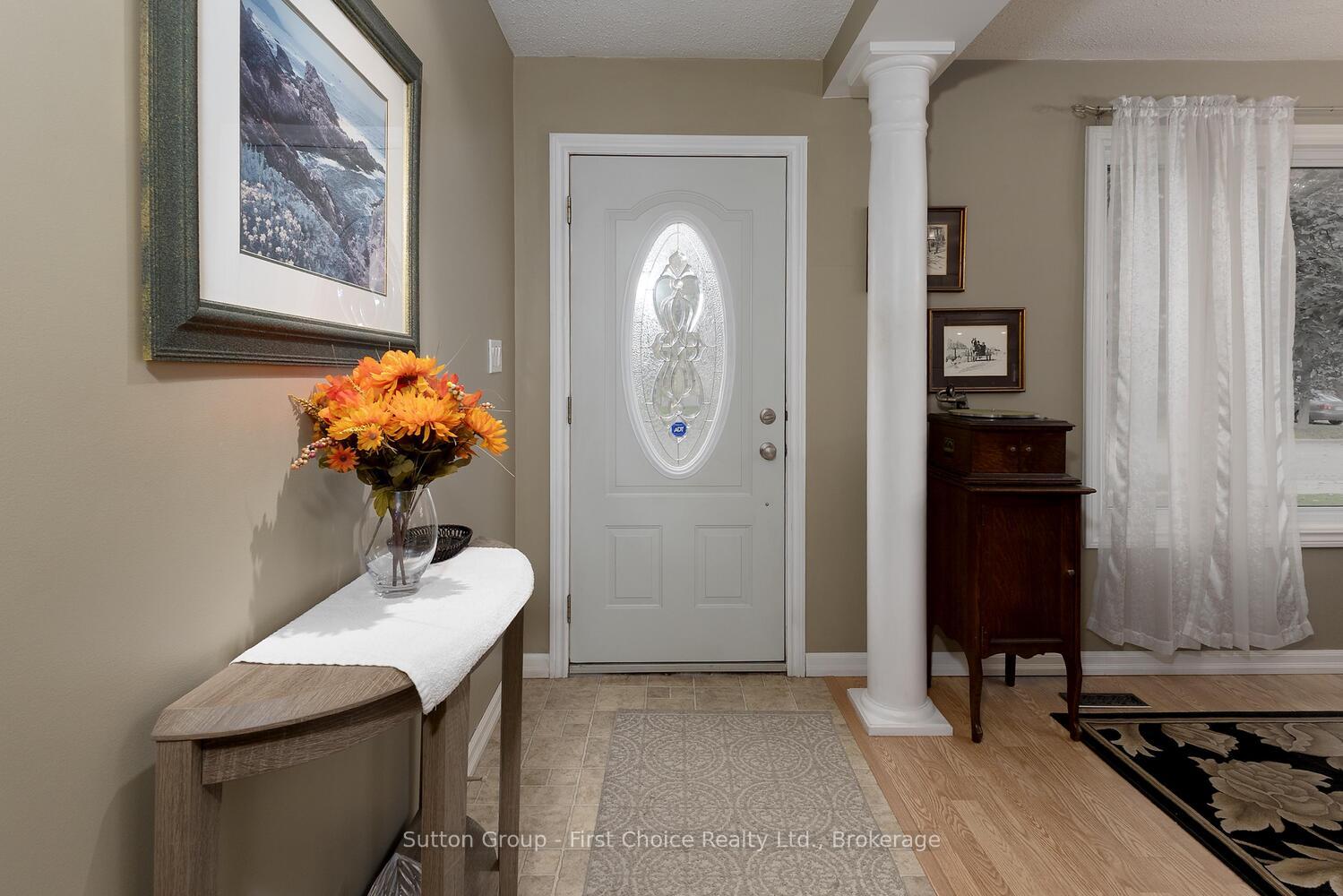 Photo 7 of 67 Dixon Road, Stratford — HOMEH