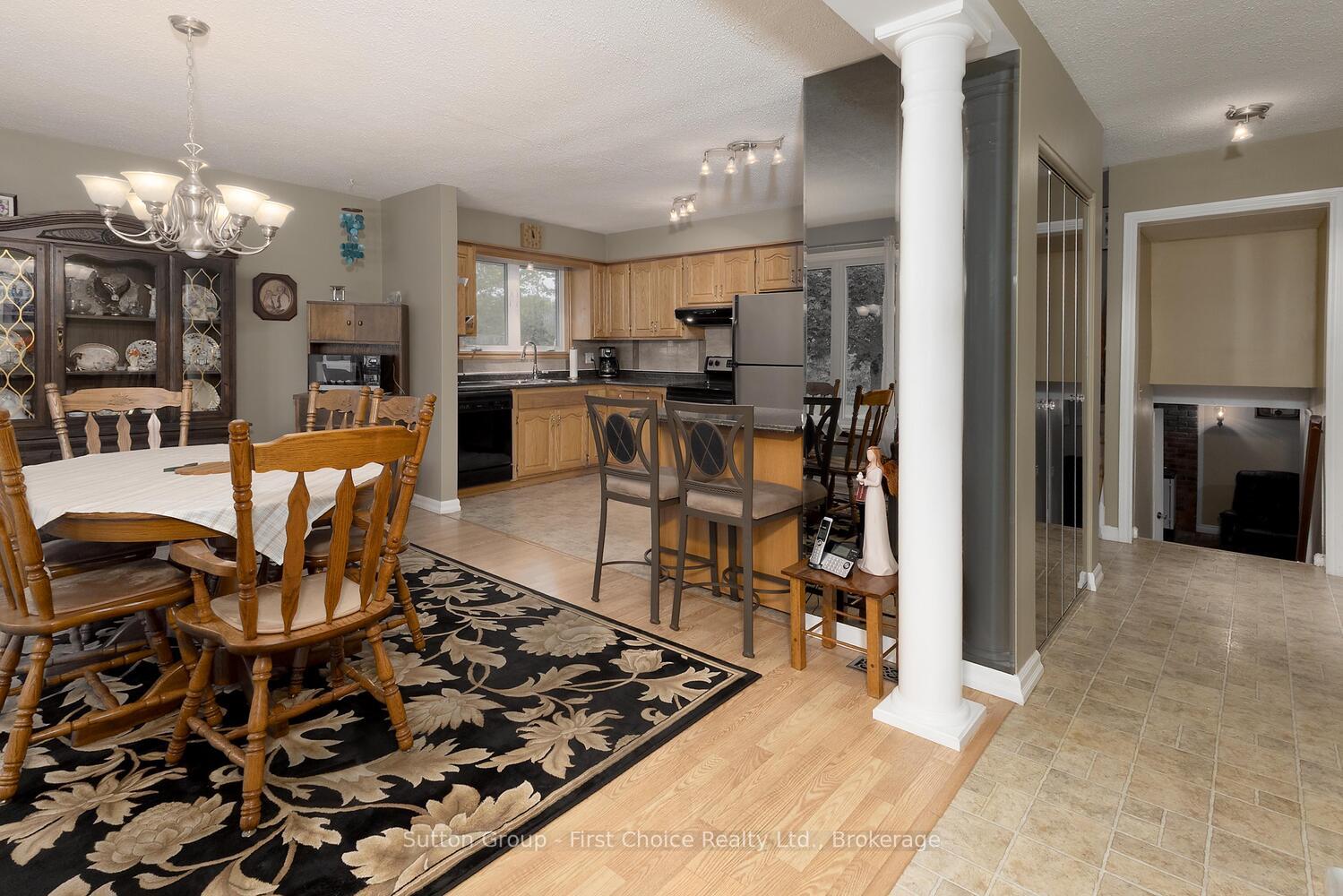 Photo 9 of 67 Dixon Road, Stratford — HOMEH