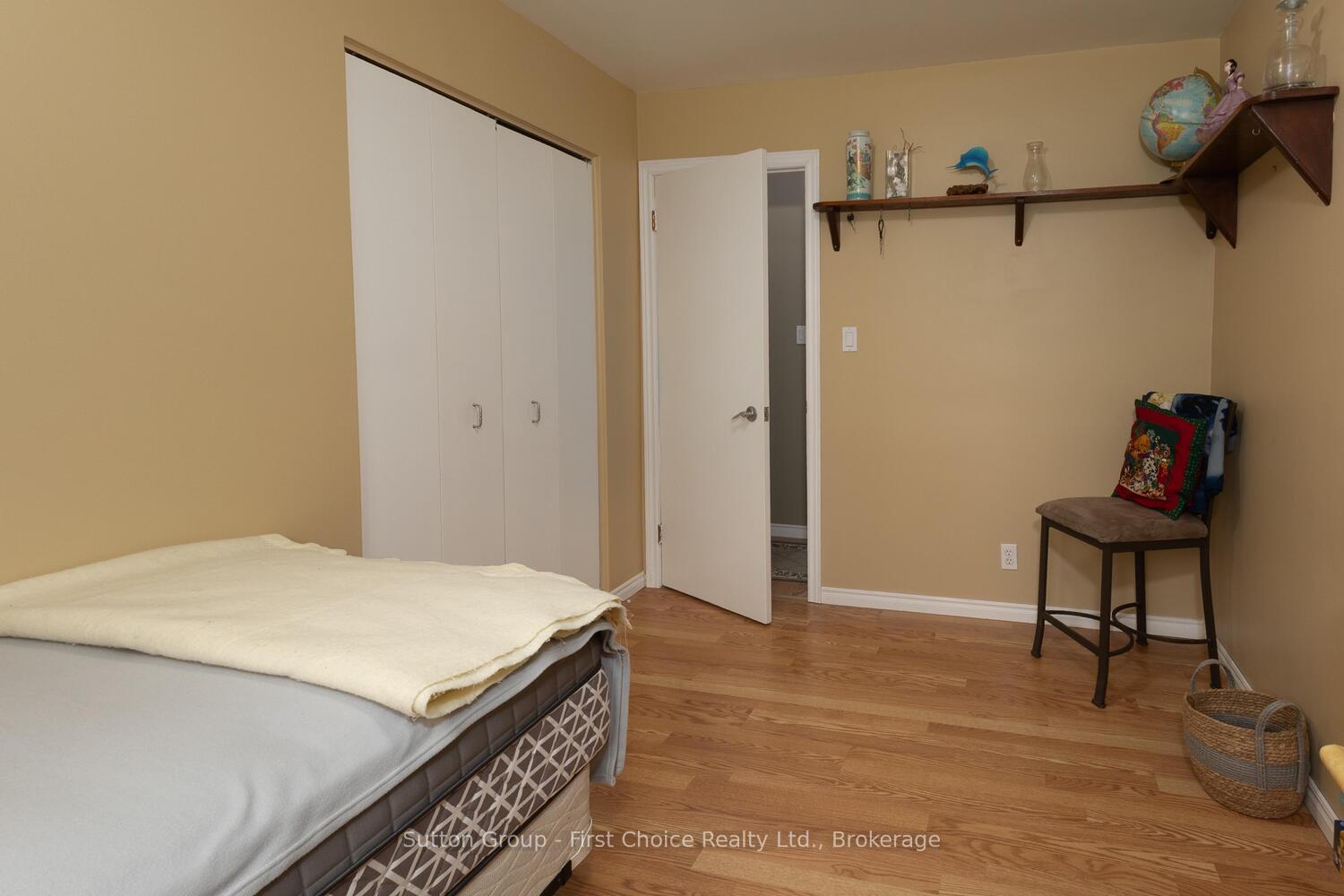 Photo 24 of 67 Dixon Road, Stratford — HOMEH