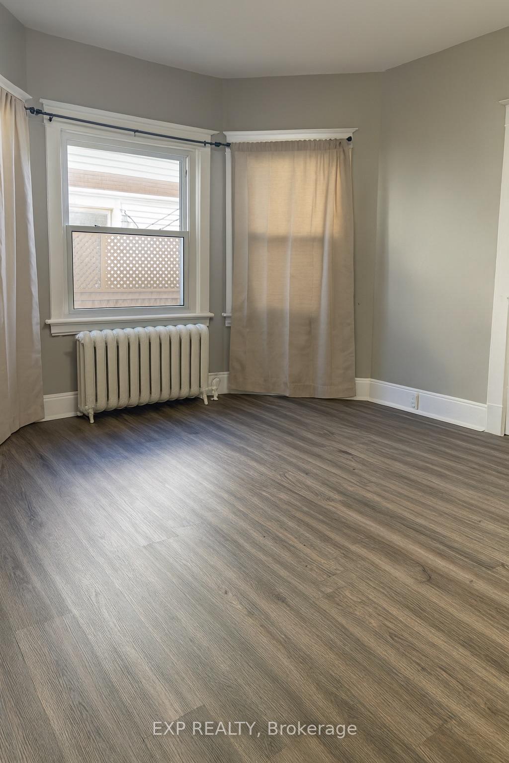 Photo 8 of Unit Main Floor, 37 York Street, St. Catharines, Downtown — HOMEH