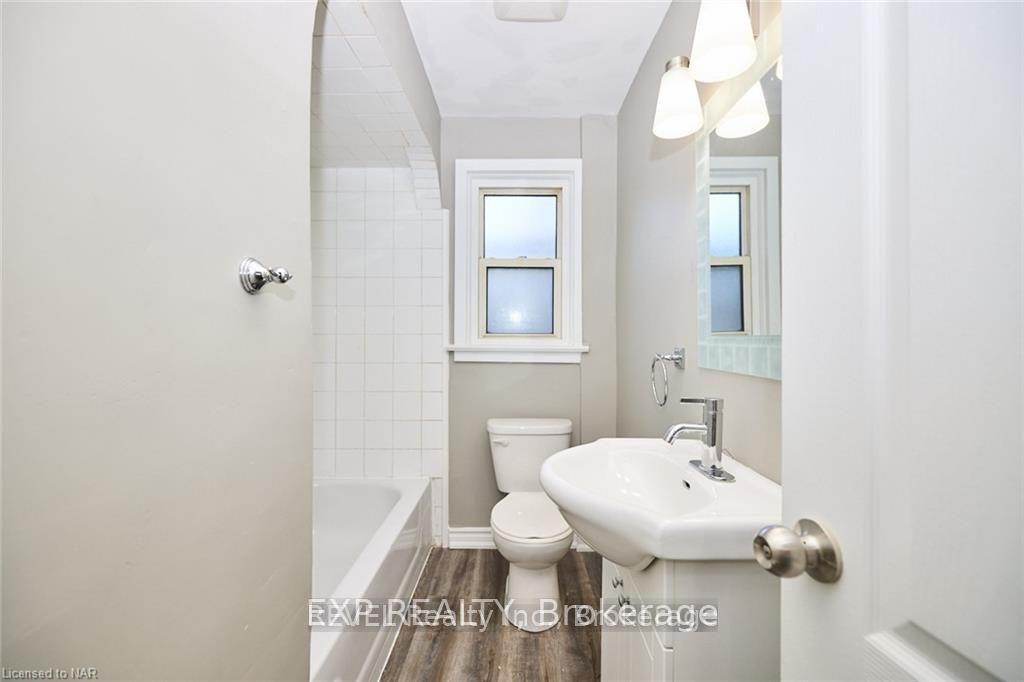 Photo 10 of Unit Main Floor, 37 York Street, St. Catharines, Downtown — HOMEH