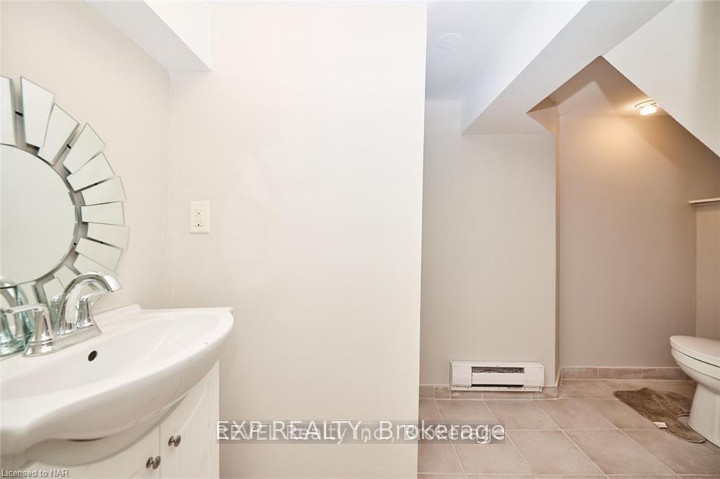 Photo 14 of Unit Main Floor, 37 York Street, St. Catharines, Downtown — HOMEH