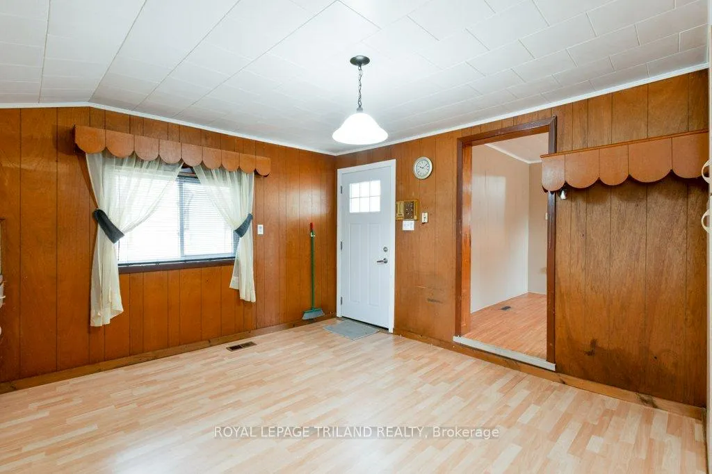 Photo 16 of 17 Jonas Street, St. Thomas — HOMEH