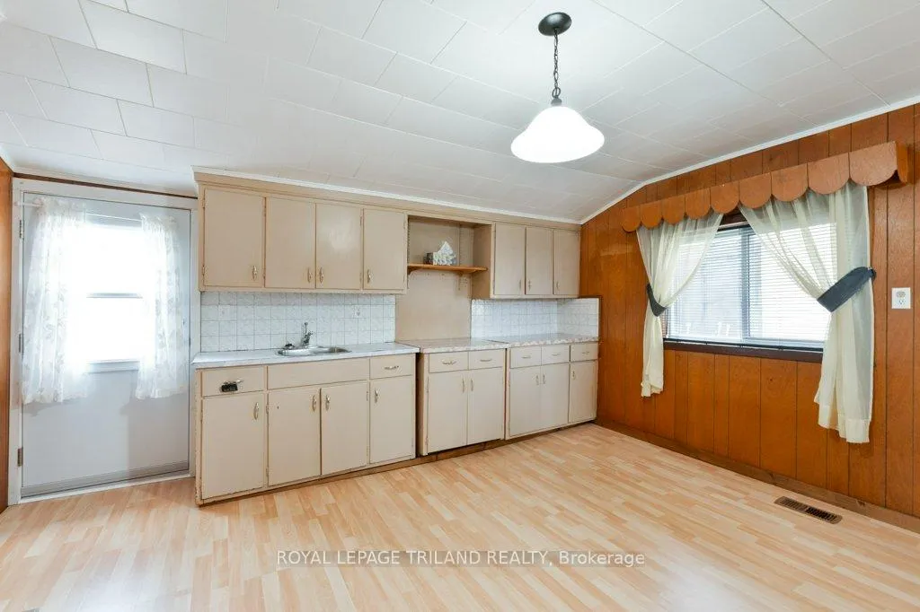 Photo 17 of 17 Jonas Street, St. Thomas — HOMEH