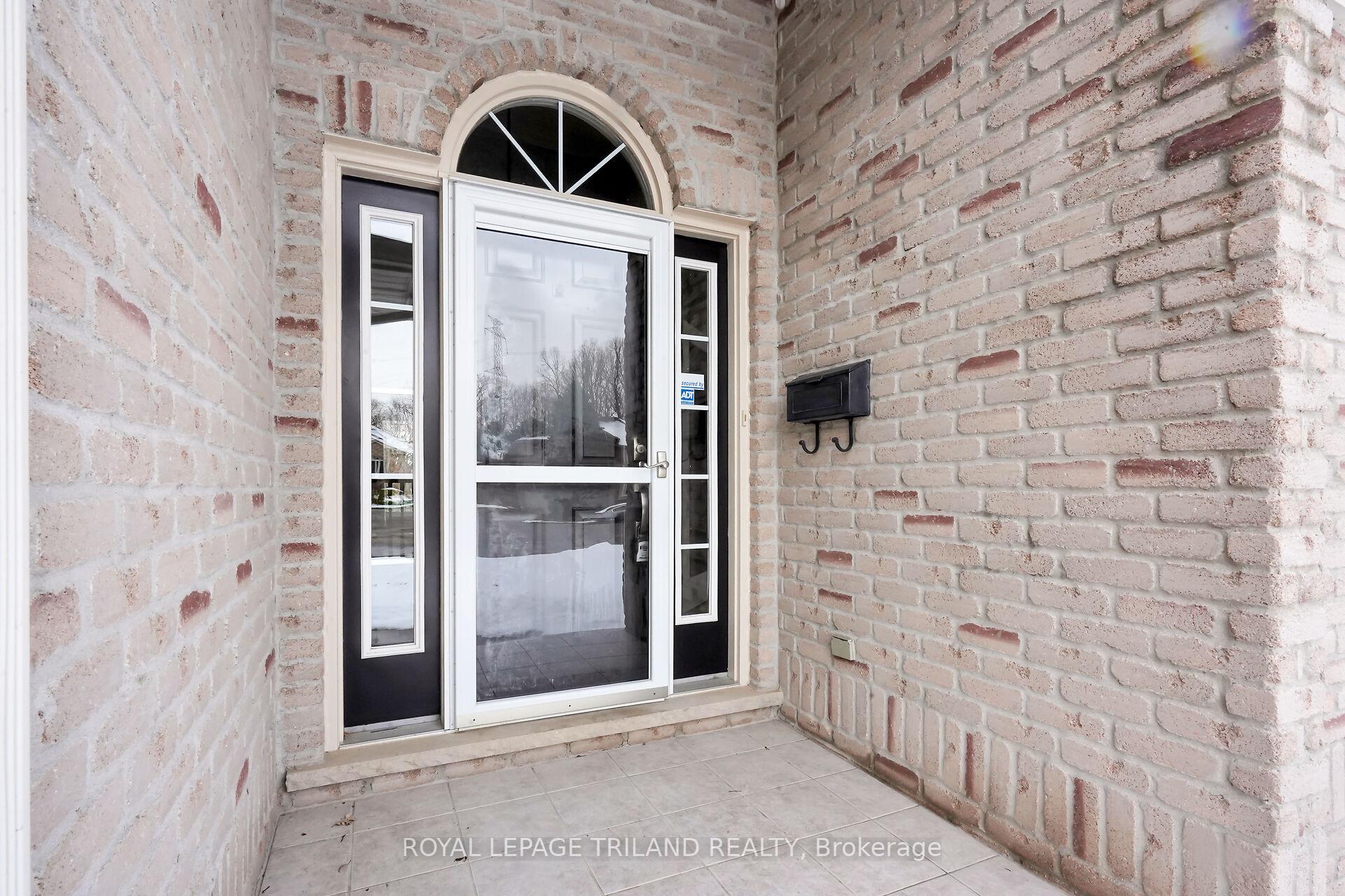 Photo 2 of 36 Thorman Terrace, St. Thomas — HOMEH