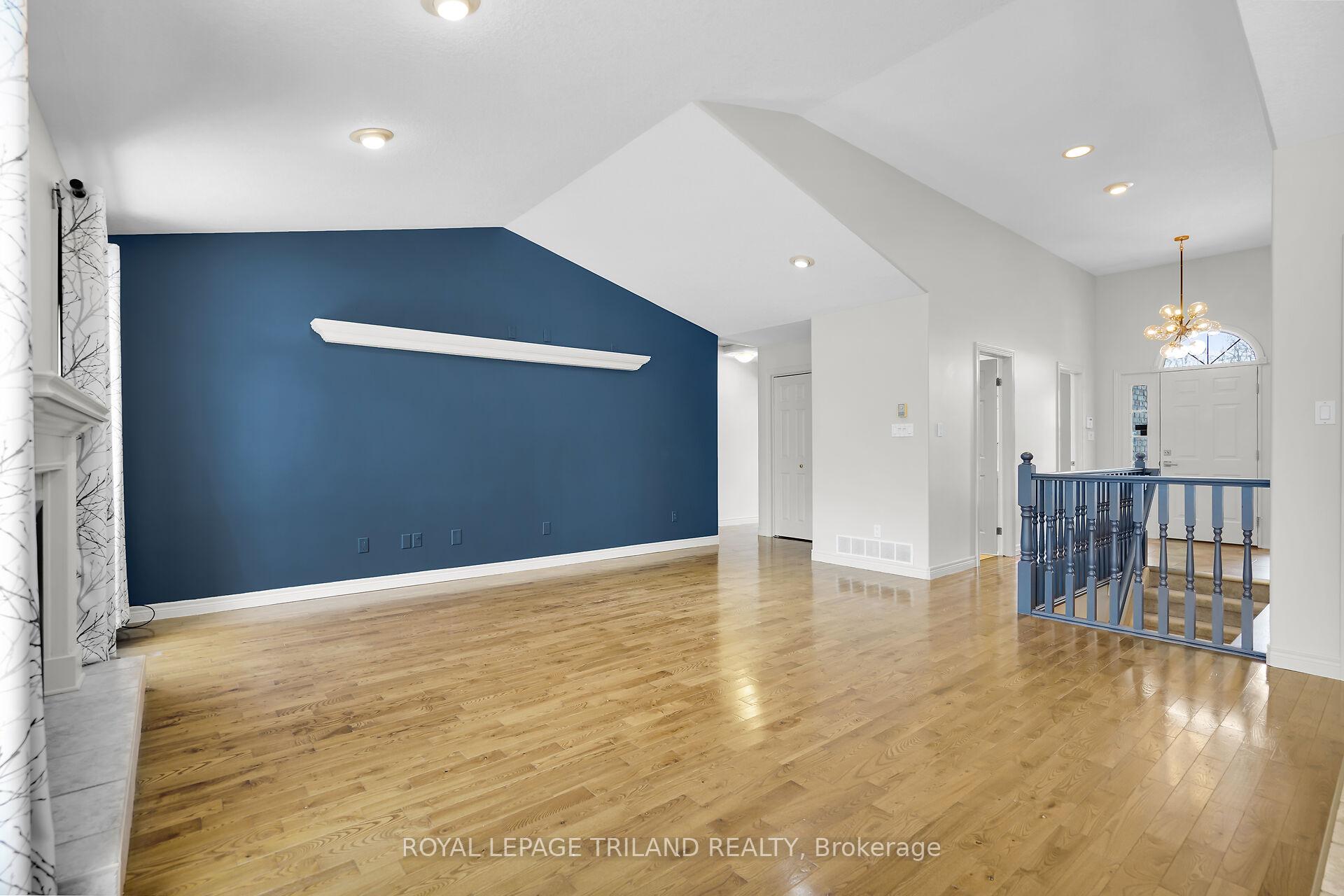 Photo 7 of 36 Thorman Terrace, St. Thomas — HOMEH