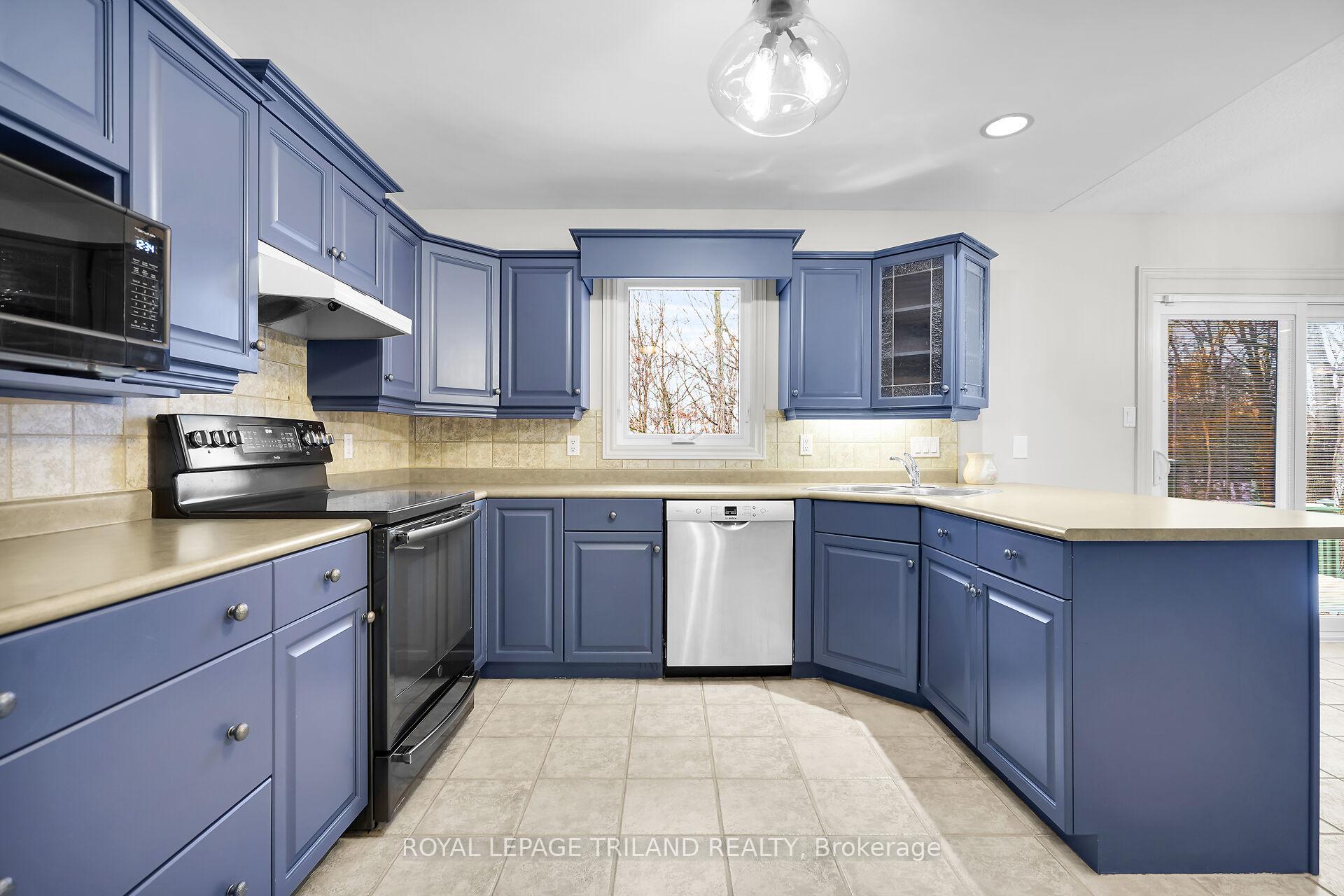 Photo 13 of 36 Thorman Terrace, St. Thomas — HOMEH