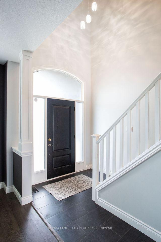 Photo 4 of 7 Turnberry Court, St. Thomas — HOMEH