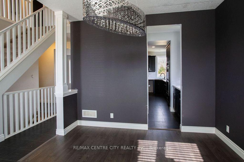 Photo 6 of 7 Turnberry Court, St. Thomas — HOMEH