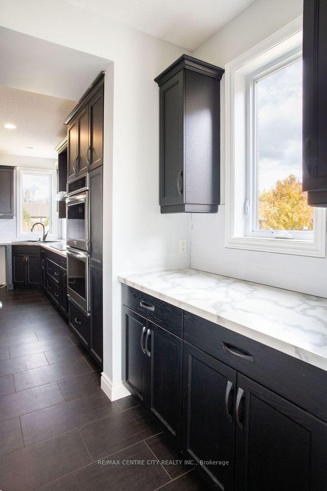 Photo 11 of 7 Turnberry Court, St. Thomas — HOMEH