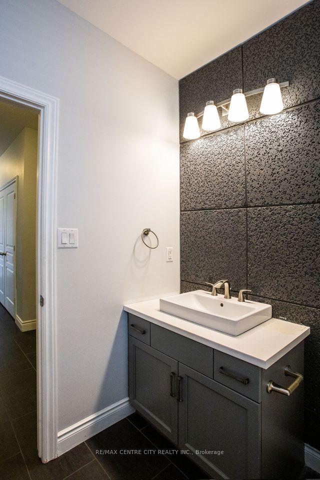 Photo 18 of 7 Turnberry Court, St. Thomas — HOMEH