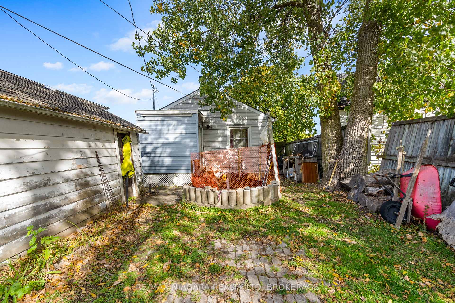 Photo 23 of 60 Rosedale Avenue, St. Catharines, Secord Woods — HOMEH