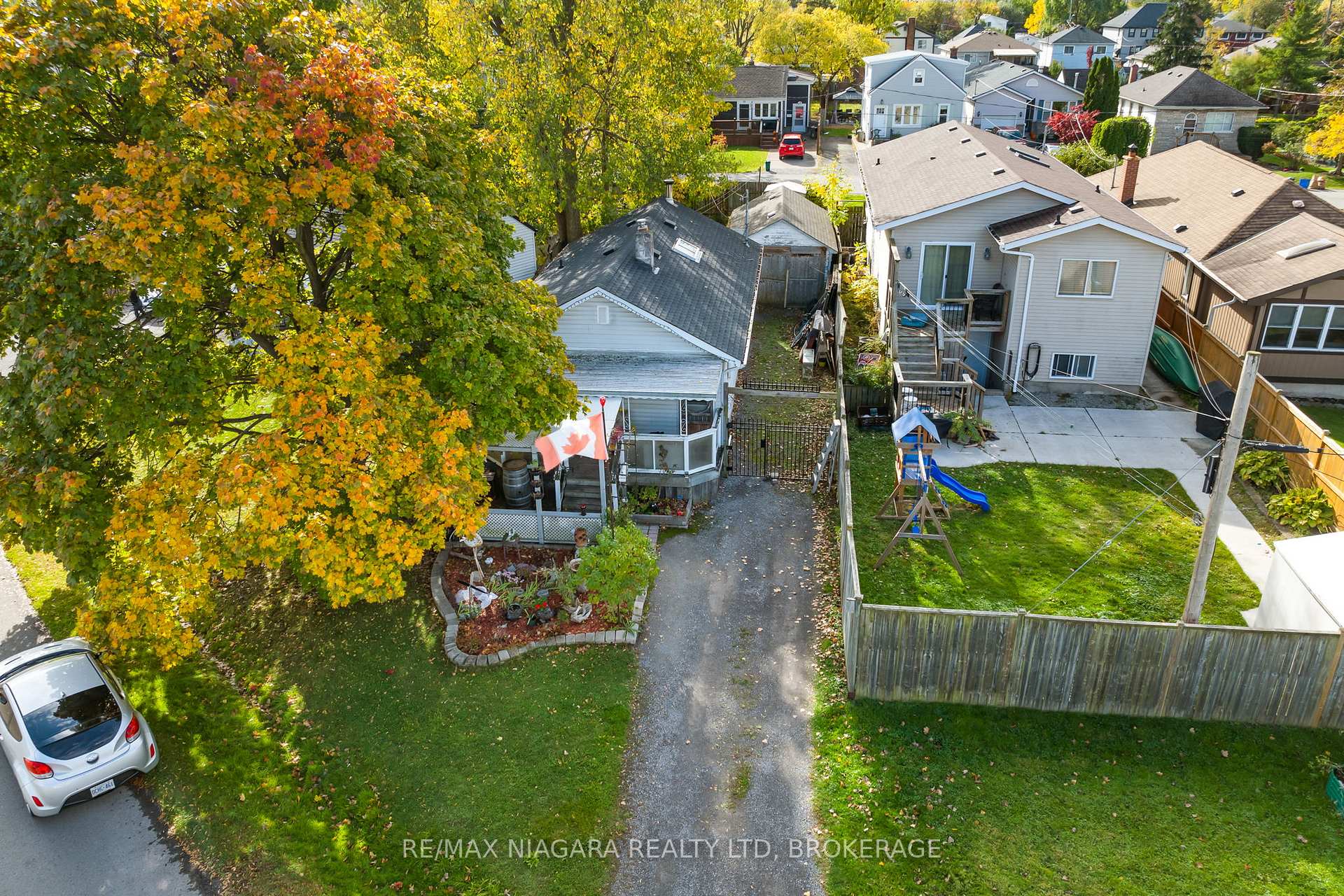 Photo 25 of 60 Rosedale Avenue, St. Catharines, Secord Woods — HOMEH